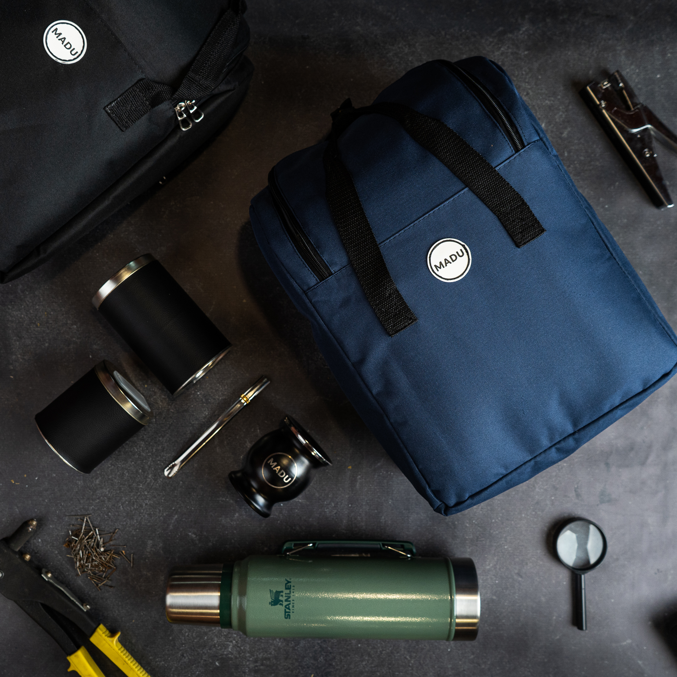 Bolsos materos, mochilas, indumentaria y mates personalizados para empresas por MADU