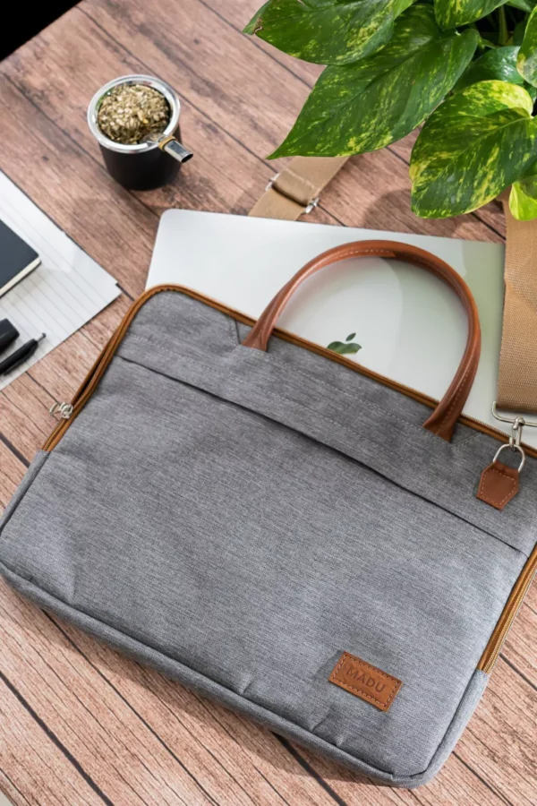 Maletin Porta Notebook 15.6 Organizador Impermeable Gris Exclusivo - Image 2